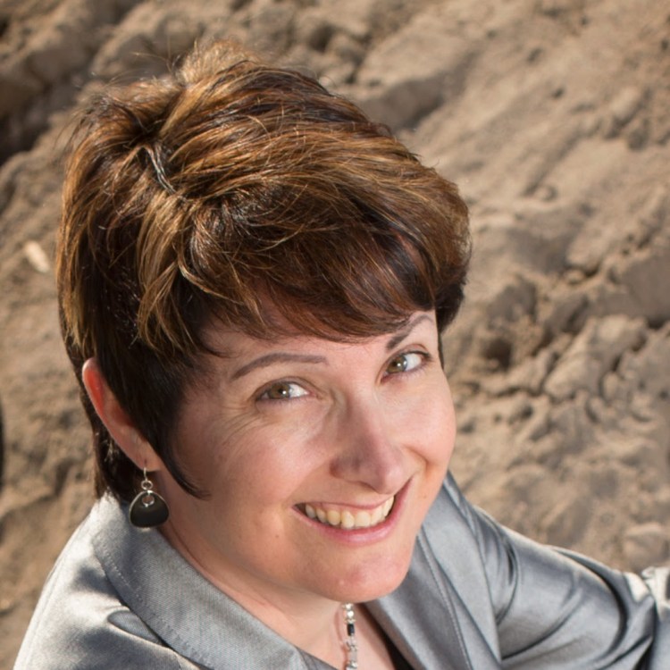 Leadership Through Experience: How KEO Marketing’s Sheila Kloefkorn Gives Back to Businesses
